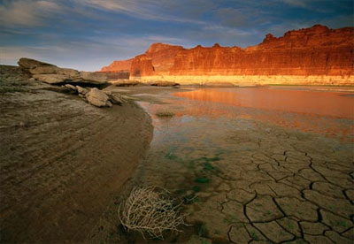 ng_lakepowell.jpg