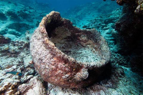 Olla de hierro que servía para derritir la grasa de las ballenas