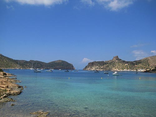 Aguas cristalinas en la Isla de Cabrera - Puerto