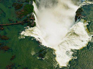 Fondo de pantalla de las Cascadas de Iguazú