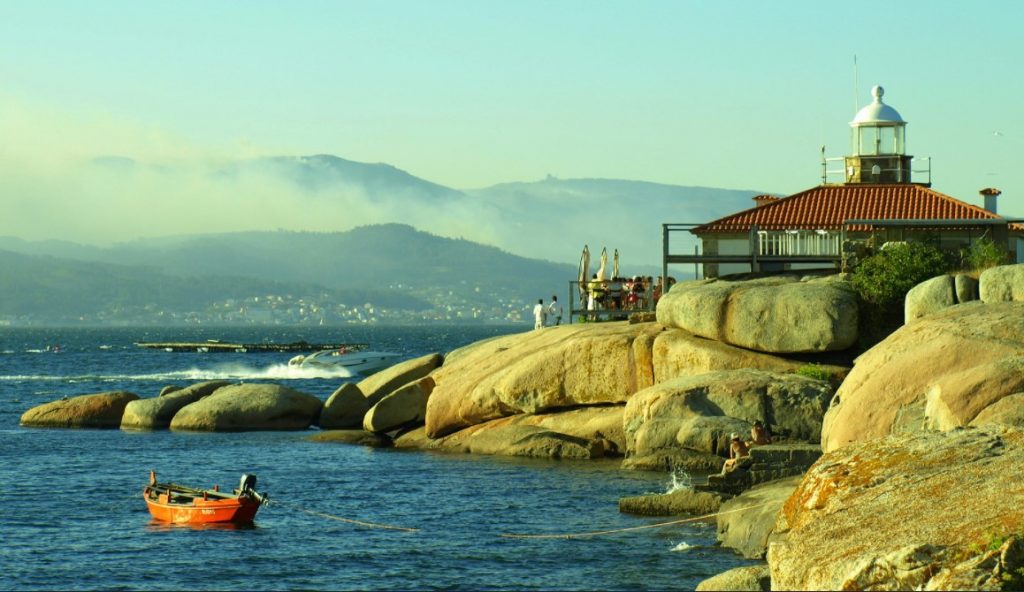 Faro en la Isla de Arousa